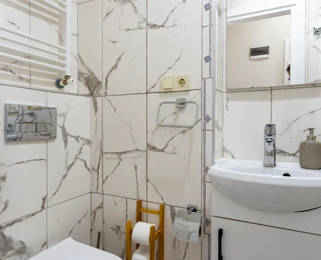 Appartamento Lovely And Snug Flat, Just Steps From Istiklal Street Provincia di Provincia di Istanbul